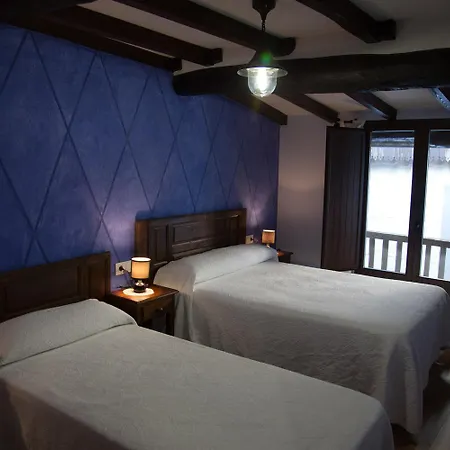 La Regadera Ii 펜션 칸델레리오